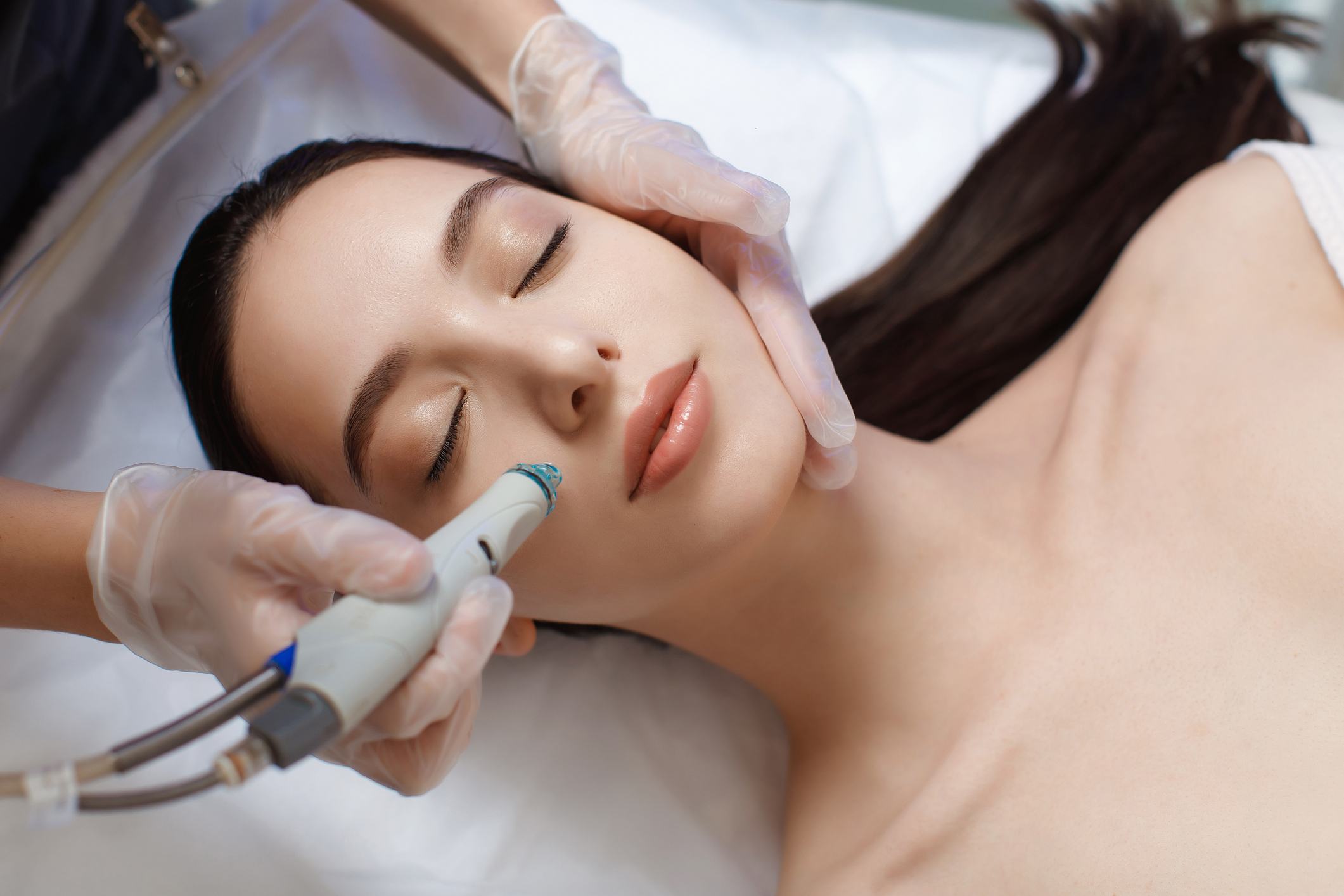 non-invasive anti-aging skin care treatments